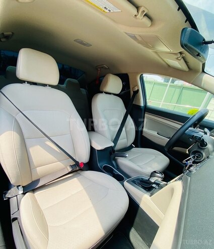 Hyundai Elantra 2017, 267,151 km - 2.0 l - Bakı