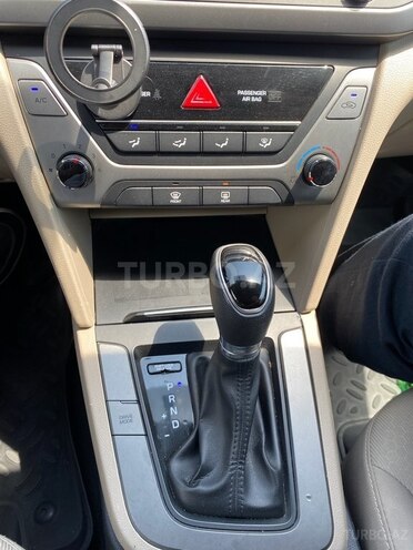 Hyundai Elantra 2017, 267,151 km - 2.0 l - Bakı