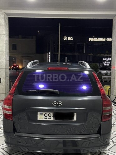 Kia  2008, 268,500 km - 1.6 l - Bakı