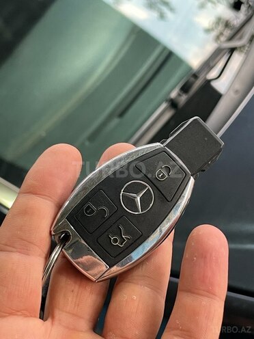 Mercedes C 240 2000, 242,000 km - 2.6 l - Bakı