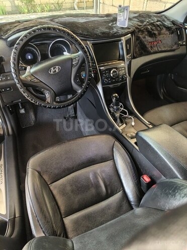 Hyundai Sonata 2011, 200,000 km - 2.0 l - Salyan