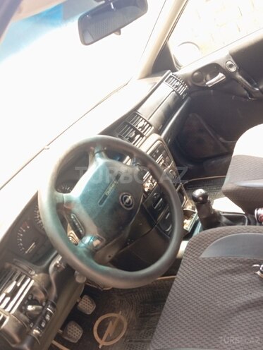 Opel Vectra 2000, 270,000 km - 1.8 l - Bakı