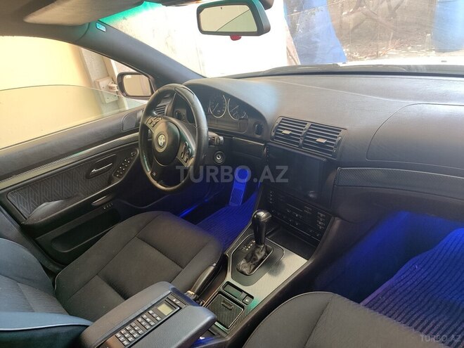 BMW 530 2000, 440,000 km - 2.9 l - Qusar