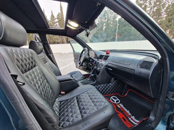 Mercedes C 200 1996, 235,782 km - 2.0 л - Sumqayıt