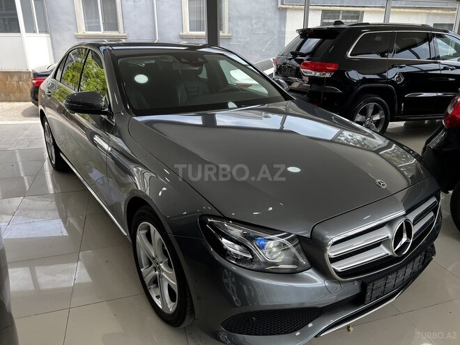 Mercedes E 220 d 4MATIC 2017, 19,000 km - 2.0 л - Bakı
