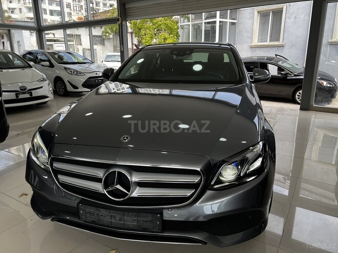 Mercedes E 220 d 4MATIC 2017, 19,000 km - 2.0 л - Bakı