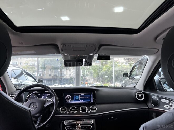 Mercedes E 220 d 4MATIC 2017, 19,000 km - 2.0 л - Bakı