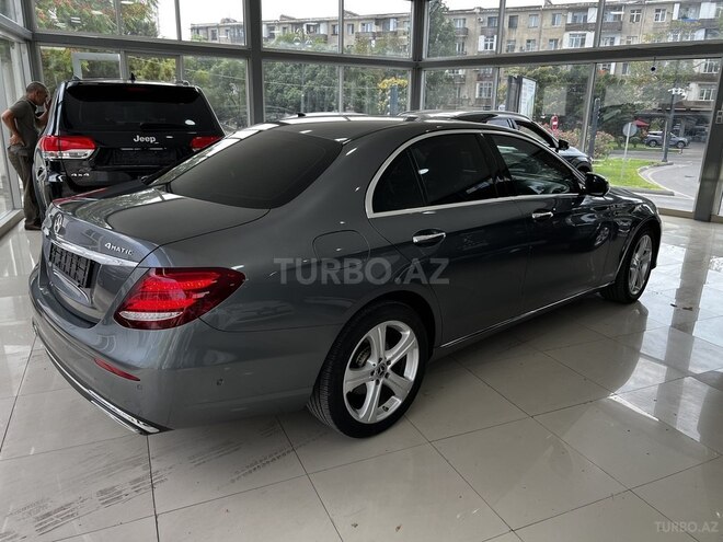 Mercedes E 220 d 4MATIC 2017, 19,000 km - 2.0 л - Bakı