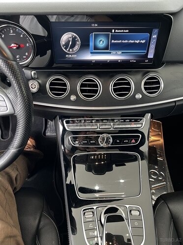 Mercedes E 220 d 4MATIC 2017, 19,000 km - 2.0 л - Bakı