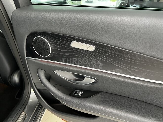 Mercedes E 220 d 4MATIC 2017, 19,000 km - 2.0 л - Bakı