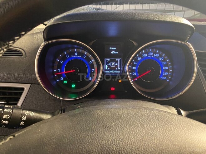 Hyundai Elantra 2014, 202,000 km - 1.8 l - Bakı
