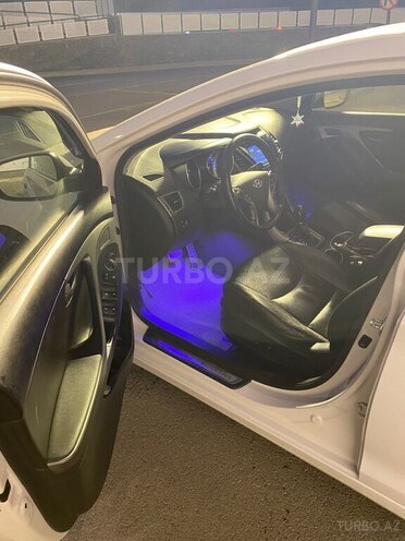 Hyundai Elantra 2014, 202,000 km - 1.8 l - Bakı