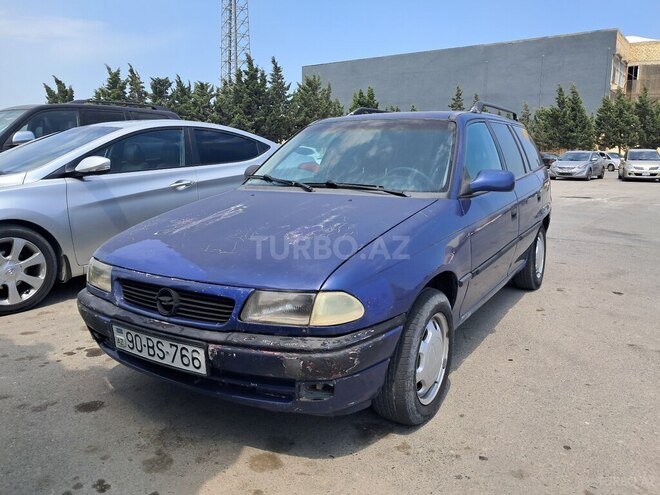 Opel Astra 1997, 250,000 km - 1.6 l - Sumqayıt