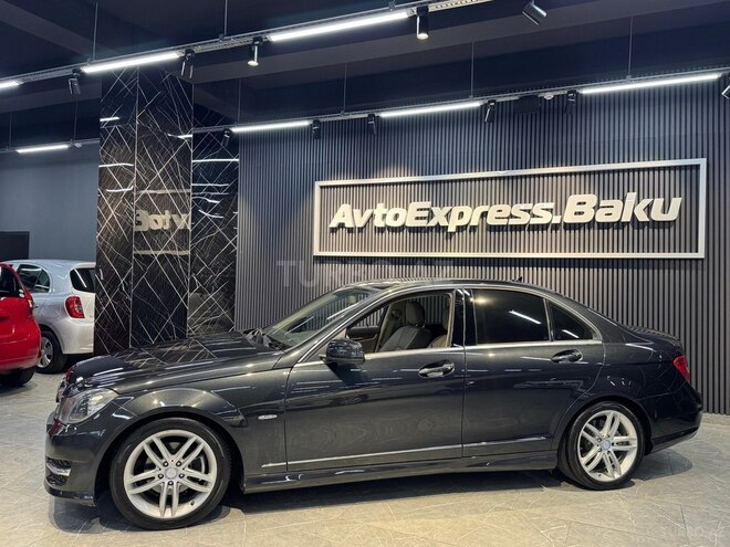 Mercedes C 250 2012, 243,000 km - 1.8 l - Bakı