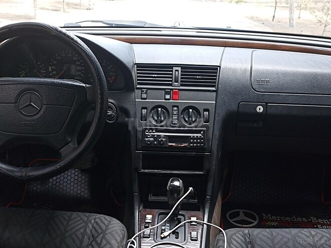 Mercedes C 180 1995, 352,000 km - 1.8 l - Sumqayıt