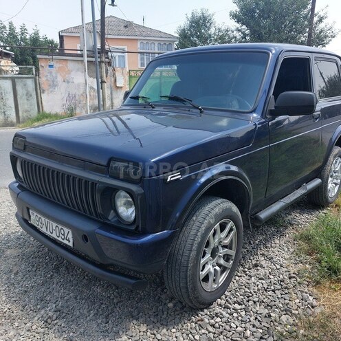 LADA (VAZ) Niva 2016, 178,000 km - 1.7 л - Quba
