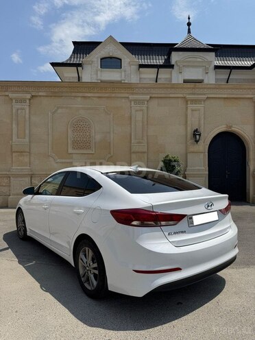 Hyundai Elantra 2017, 42,000 km - 2.0 l - Bakı