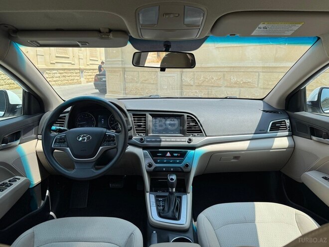 Hyundai Elantra 2017, 42,000 km - 2.0 l - Bakı