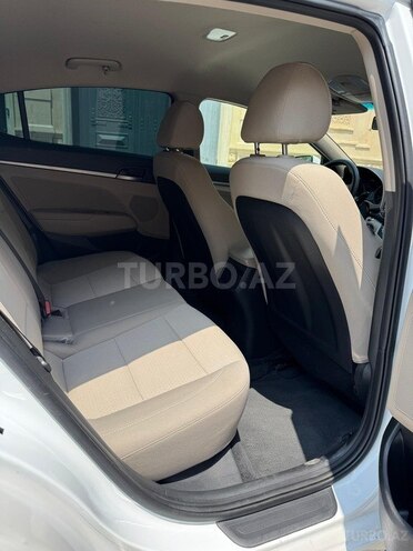 Hyundai Elantra 2017, 42,000 km - 2.0 l - Bakı