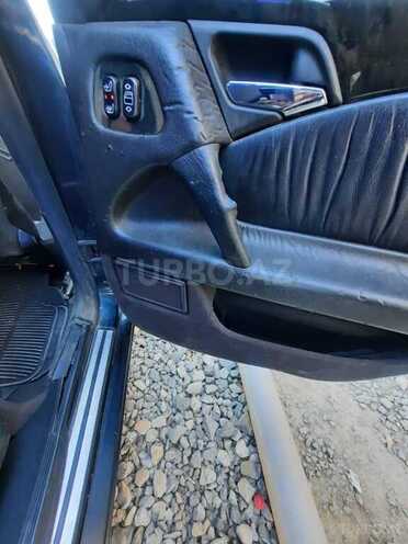 Mercedes Vito 1998, 360,000 km - 2.3 l - Bakı