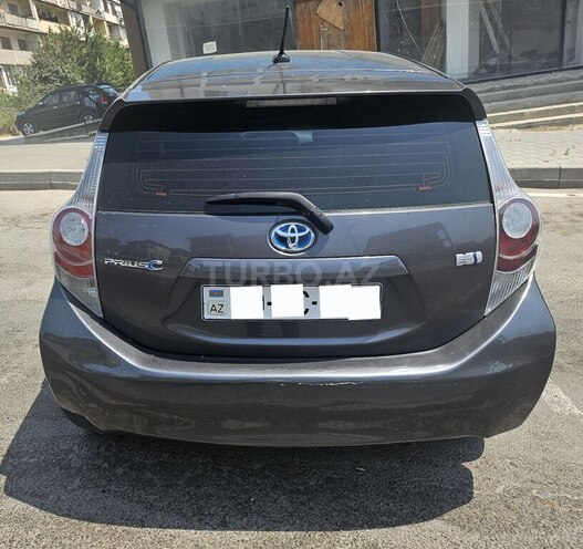 Toyota Prius C 2012, 209,000 km - 1.5 l - Bakı