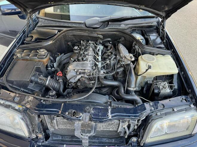 Mercedes C 220 d 1998, 440,898 km - 2.2 l - Ucar