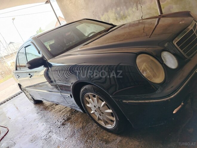 Mercedes E 240 2000, 282,303 km - 2.6 l - Bakı