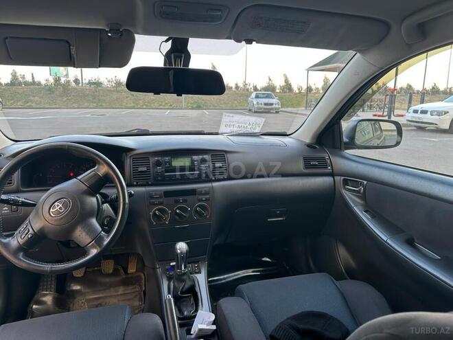 Toyota Corolla 2005, 250,000 km - 1.4 л - Bakı