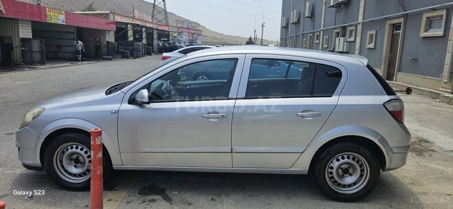 Opel Astra 2004, 378,000 km - 1.4 l - Bakı