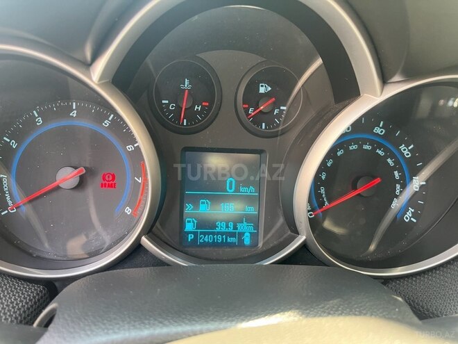 Chevrolet Cruze 2011, 240,000 km - 1.4 л - Gəncə