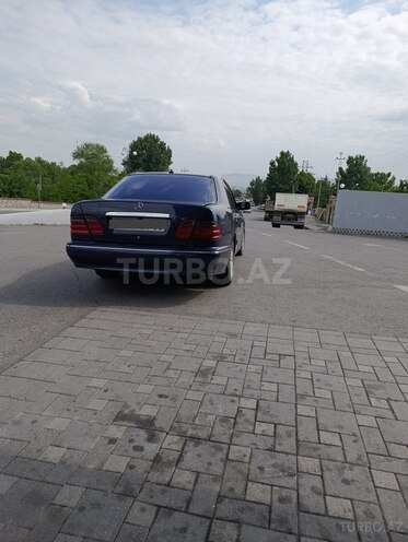 Mercedes E 230 1998, 550,000 km - 2.3 l - Bakı