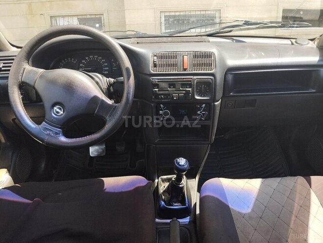 Opel Vectra 1992, 450,000 km - 1.8 l - Bakı