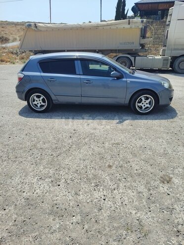 Opel Astra 2004, 322,500 km - 1.4 л - Bakı