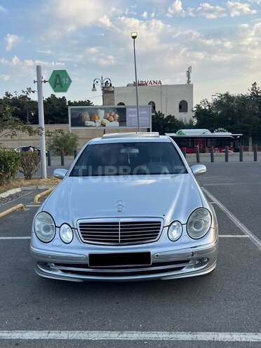 Mercedes E 270 2003, 423,000 km - 2.7 l - Bakı