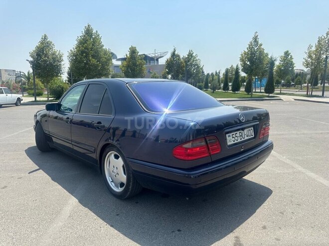 Mercedes E 240 1999, 378,096 km - 2.4 l - Şəki