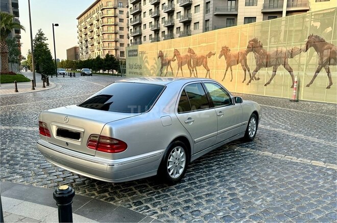 Mercedes E 270 1999, 459,000 km - 2.7 l - Bakı