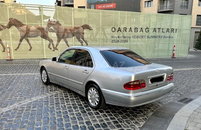 Mercedes E 270 1999, 459,000 km - 2.7 l - Bakı