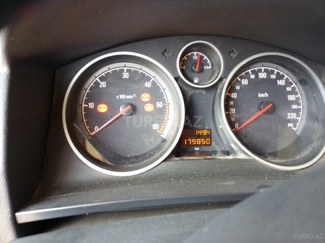 Opel Zafira 2006, 179,000 km - 1.9 л - Şirvan