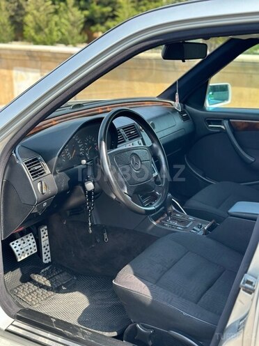 Mercedes C 200 1999, 280,000 km - 2.0 l - Bakı