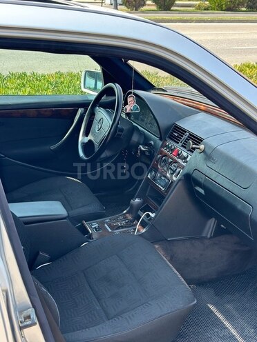 Mercedes C 200 1999, 280,000 km - 2.0 l - Bakı