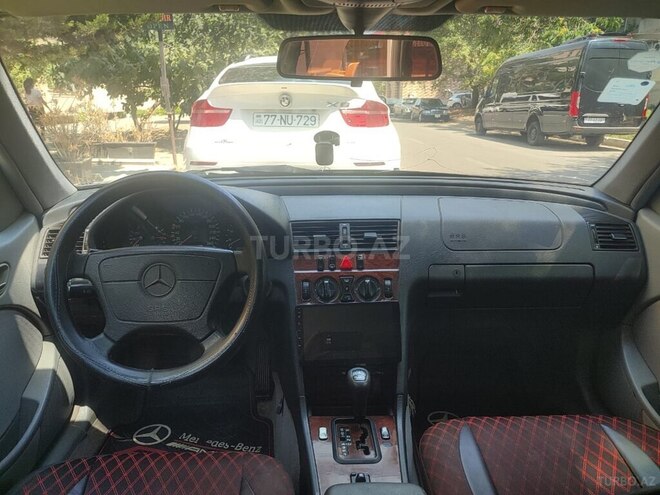 Mercedes C 240 1999, 260,000 km - 2.4 l - Bakı