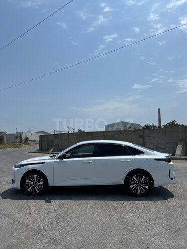 Changan Qiyuan A05 2025, 7,000 km - 1.5 л - Bakı
