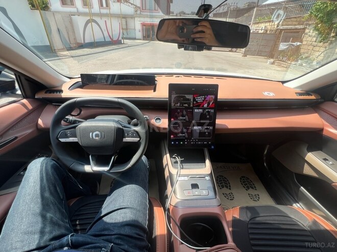 Changan Qiyuan A05 2025, 7,000 km - 1.5 л - Bakı