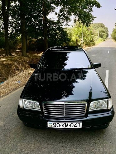 Mercedes C 240 2000, 289,000 km - 2.6 l - Masallı