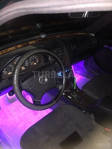 Mercedes C 200 1999, 350,000 km - 2.0 l - Qax