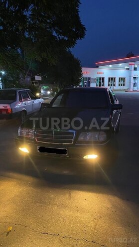 Mercedes C 200 1999, 350,000 km - 2.0 l - Qax