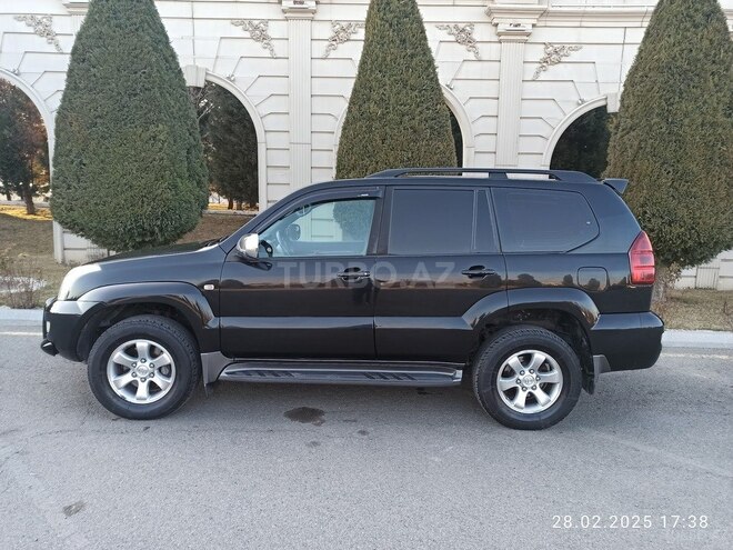 Toyota Land Cruiser Prado 2007, 275,000 km - 2.7 l - Gəncə