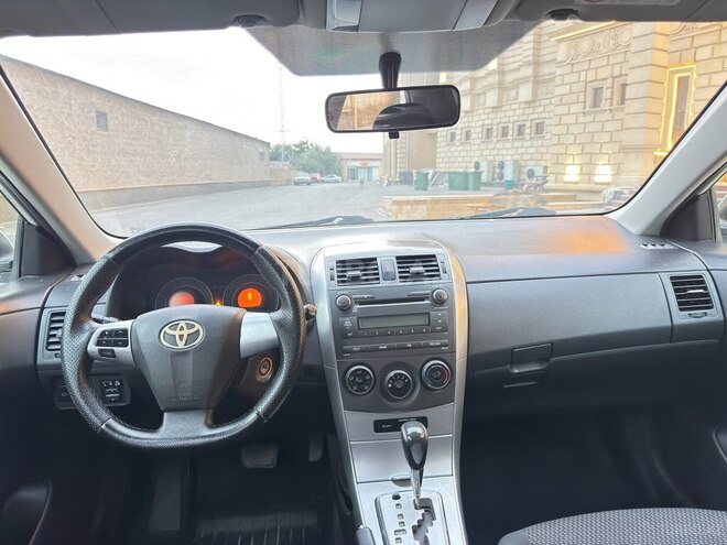 Toyota Corolla 2013, 231,000 km - 1.6 l - Bakı
