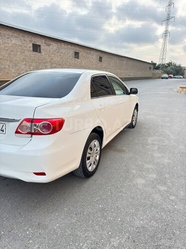 Toyota Corolla 2013, 231,000 km - 1.6 l - Bakı