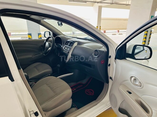 Nissan Sunny 2014, 278,174 km - 1.5 l - Bakı